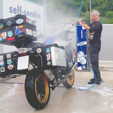 MBW - MULTIFUNCTION COLUMN FOR MOTORCYCLE CLEANING