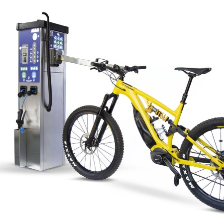 BKW - MULTIFUNCTION COLUMN FOR BICYCLE WASHING